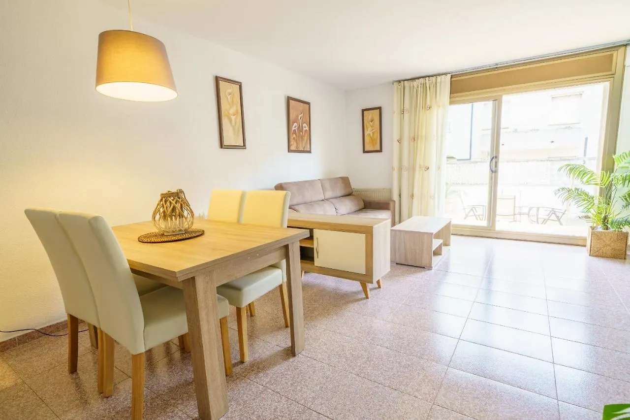 Homeholidaysrentals Anglada - Costa Barcelona Santa Susanna 0*,