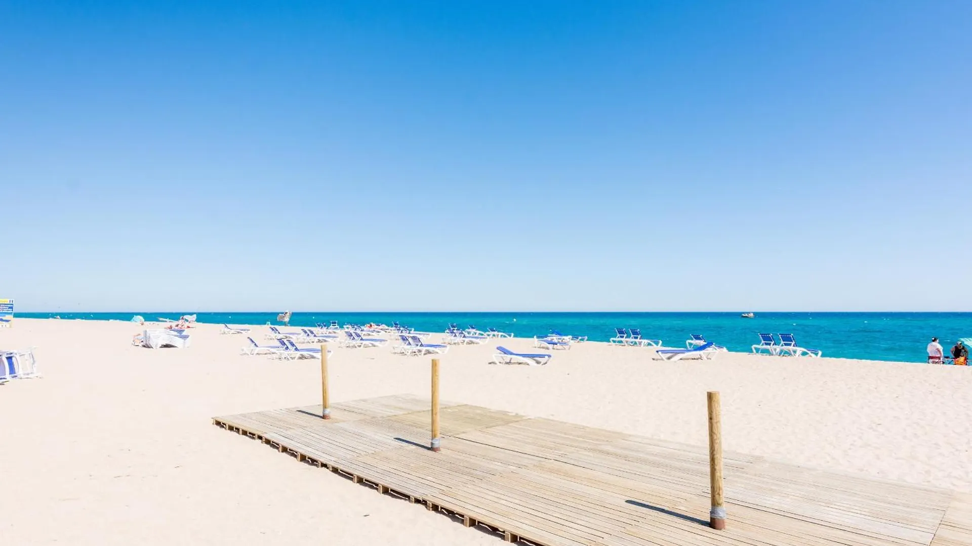 Homeholidaysrentals Anglada - Costa Barcelona Santa Susanna España
