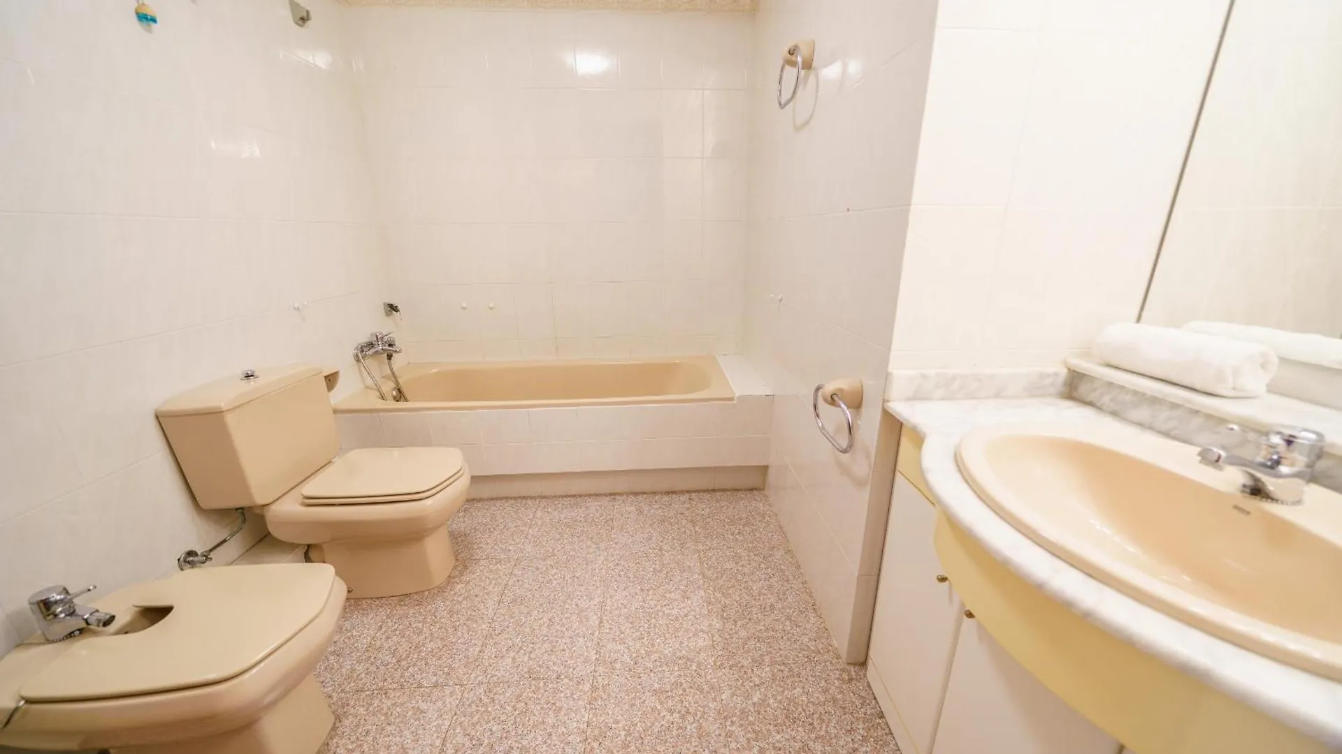 Homeholidaysrentals Anglada - Costa Barcelona Santa Susanna 0*,